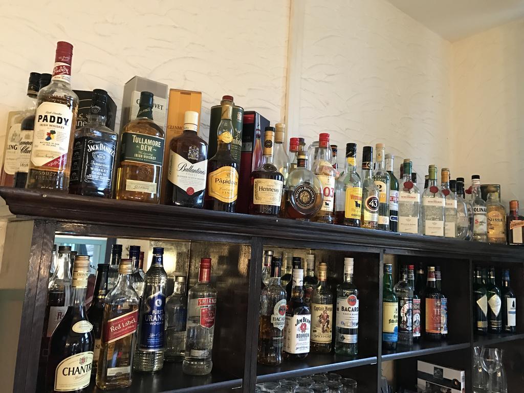 Leezdorfer Hof Hotell Eksteriør bilde